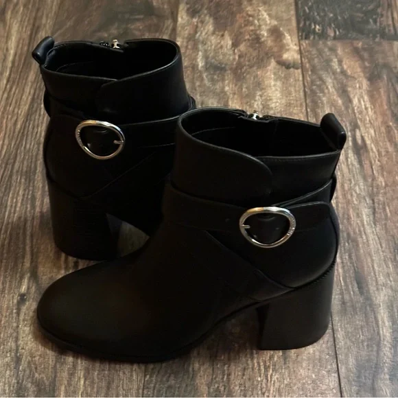 NWOT Black Nine West healed boots size 7.5 - Picture 3 of 11
